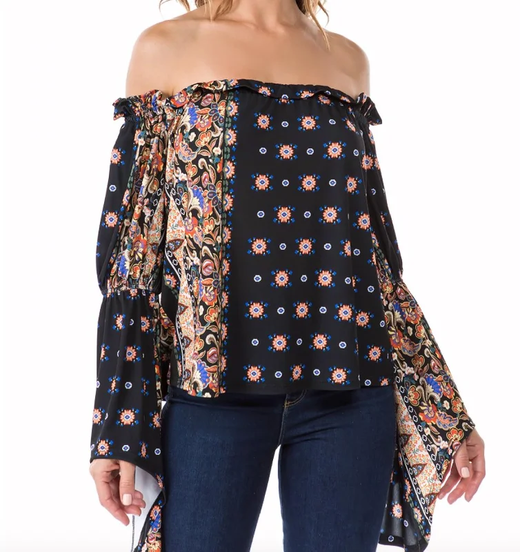 Trendy Aesthetics Ginni Bell Sleeve Top In Navy