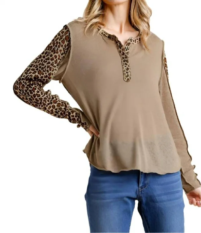 Chic Outfits Leopard Trimmed Top In Mocha