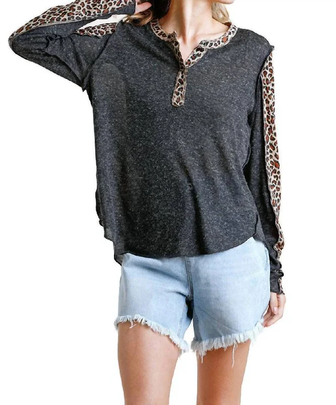 Casual Yet Stylish Separates Leopard Trimmed Top In Charcoal