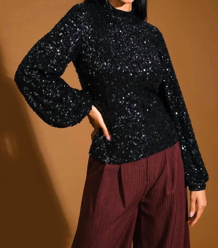 Hot Deals A Sequin Top In Black