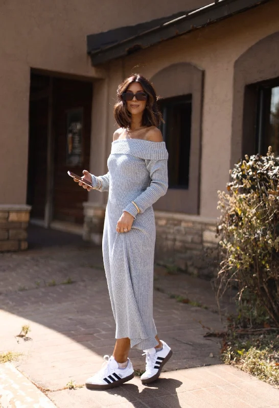 Fashionista Favorites Grey Ribbed Sweater Midi Dress