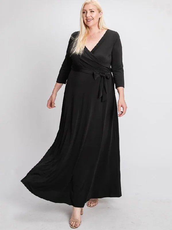 High-Fashion Women's Clothing Signature Plus Size Maxi Dress in Black