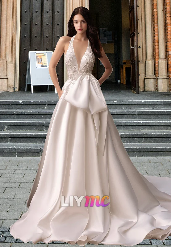 Women's Occasion Wear Clothing V-Neck Sleeveless Appliques Pleated Sleek A-Line Wedding Dress Women's Occasion Wear Clothing V-Neck Sleeveless Appliques Pleated Sleek A-Line Wedding Dress