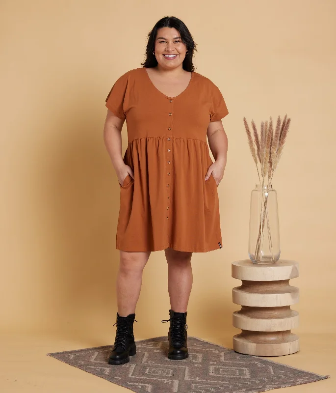 Dive Into Trendy Women's Fashion Josie Dress - Camel