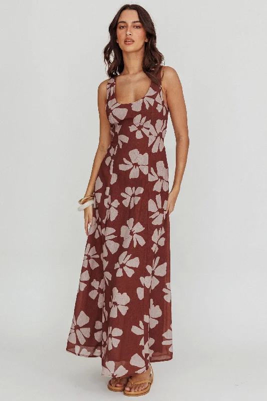 Chic Trends For The Fashion Savvy Lillia Floral A-Line Maxi Dress Brown