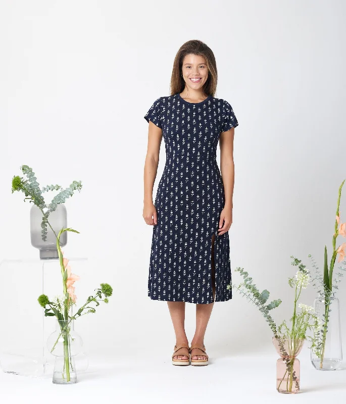 Clothing Sales Claudia Dress - Dark Blue Floral