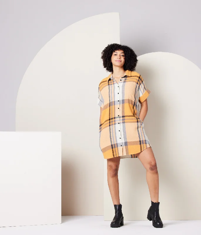 Unleash Your Trendy Side Amaris Dress - Apricot Plaid