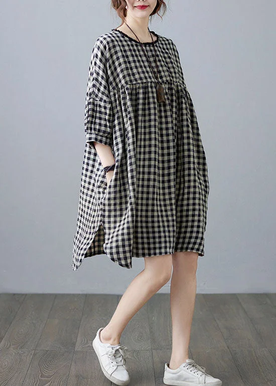 Modern Women's Fashion with Vintage Touches Loose Big Plaid O Neck Wrinkled Patchwork Linen Mid Dress Summer