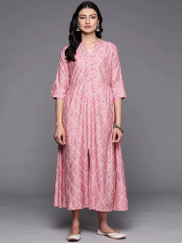 Chic Outfits Pink Printed Silk Fit and Flare Dress