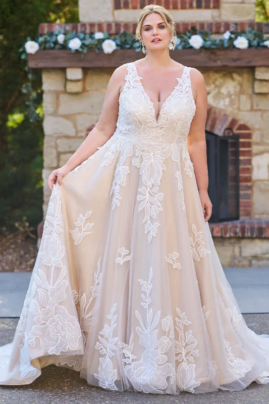 High-Fashion Women's Clothing Gardenia Bridal Gown