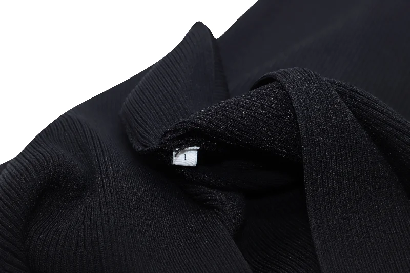 Women's Elegant Clothing Sets Sandro Paris V-Neck Rib Knit Sweater in Black Viscose