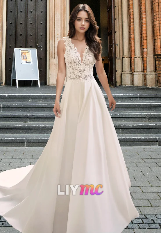Luxury Women's Clothing V-Neck Sleeveless Appliques Pleated A-Line Wedding Dress