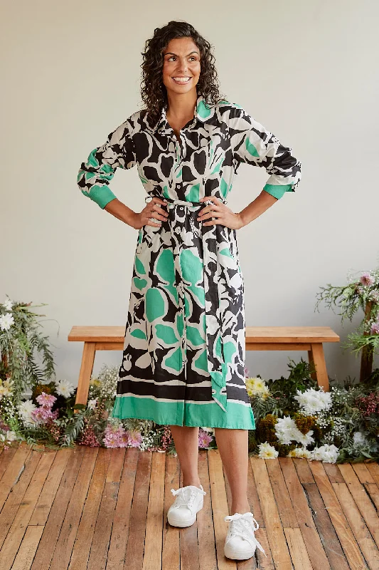 Women's Vintage Clothes Abbey Shirt Dress in Helsinki Summer