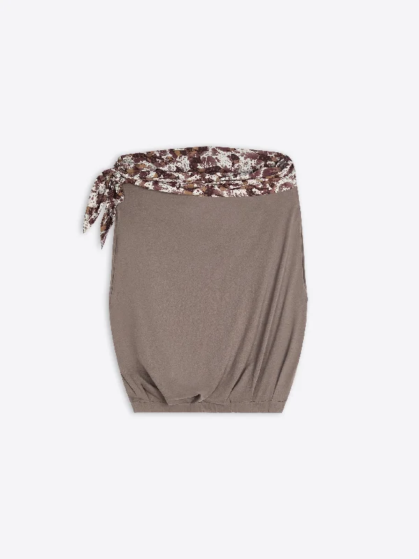 Timeless Style Promotions Contrast knotted top