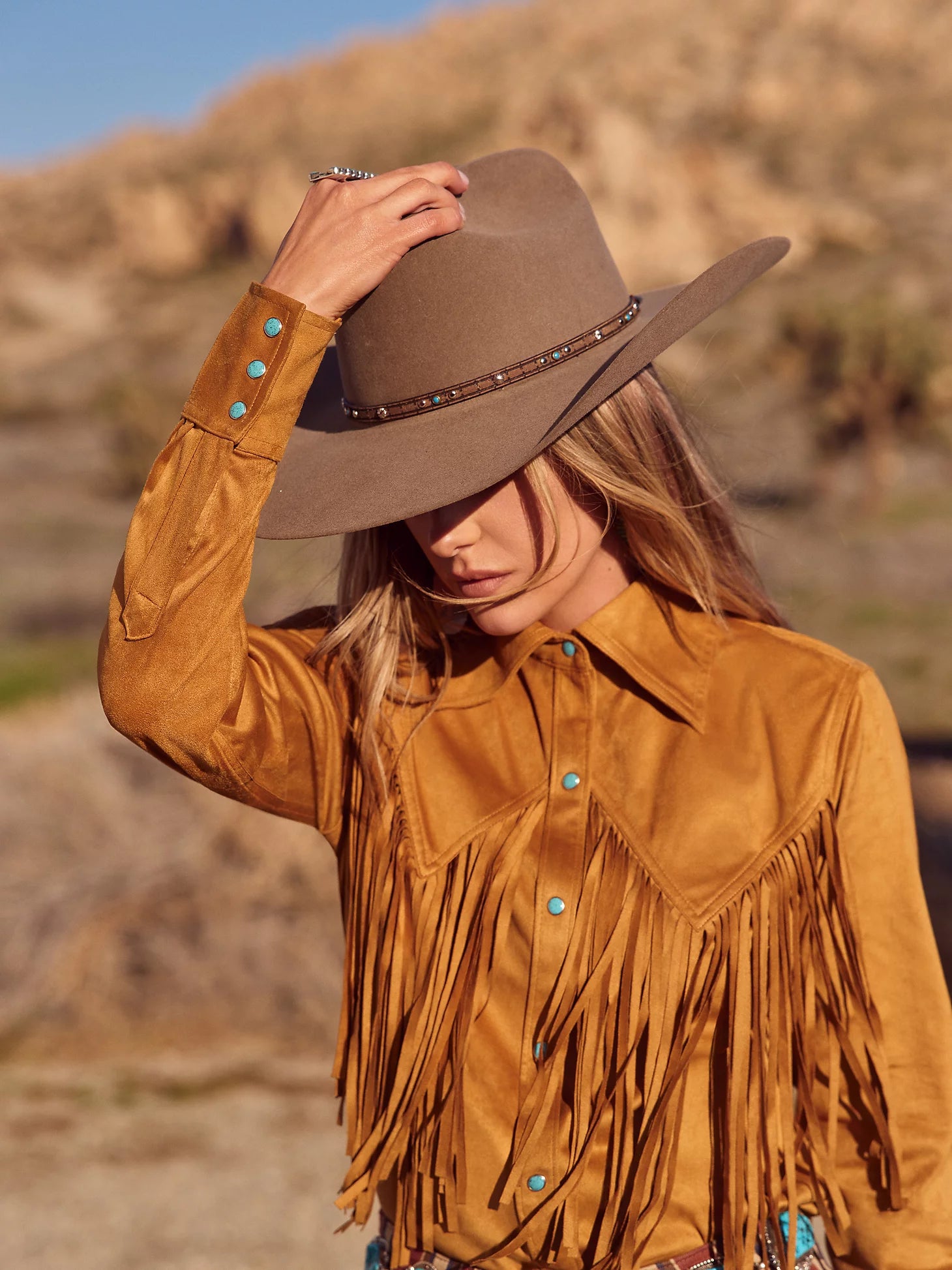 Massive Savings Wrangler Women's Lainey Wilson Fringe Top/112360615