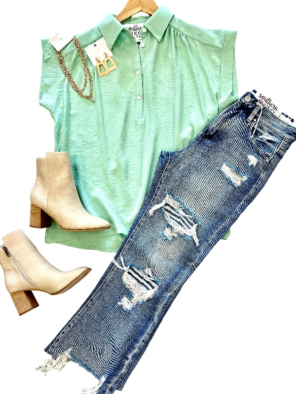 Trendy Looks On Sale The Saige Top