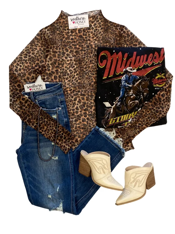 Vintage-Inspired Style Offers The Leopard Sheer Top