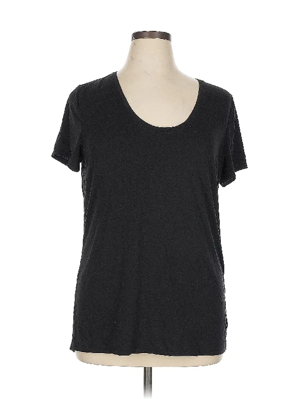 Women's Clothing With Trendy Designs Short Sleeve T Shirt