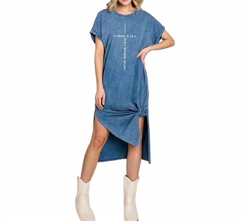 Women's Online Clothing Boutique Never Ending Love T-Shirt Dress In Washed Blue