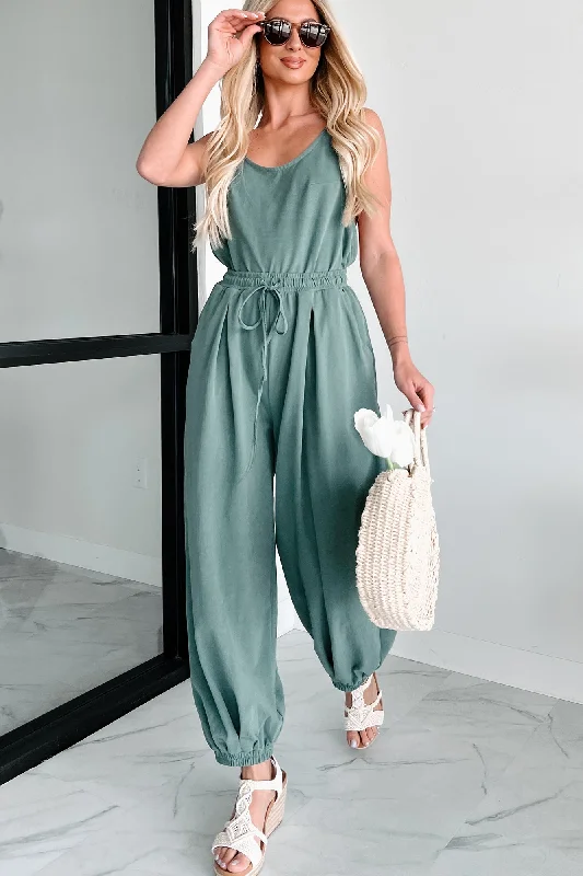 Clothes Of Woman Showing My Hand Backless Jumpsuit (Green)