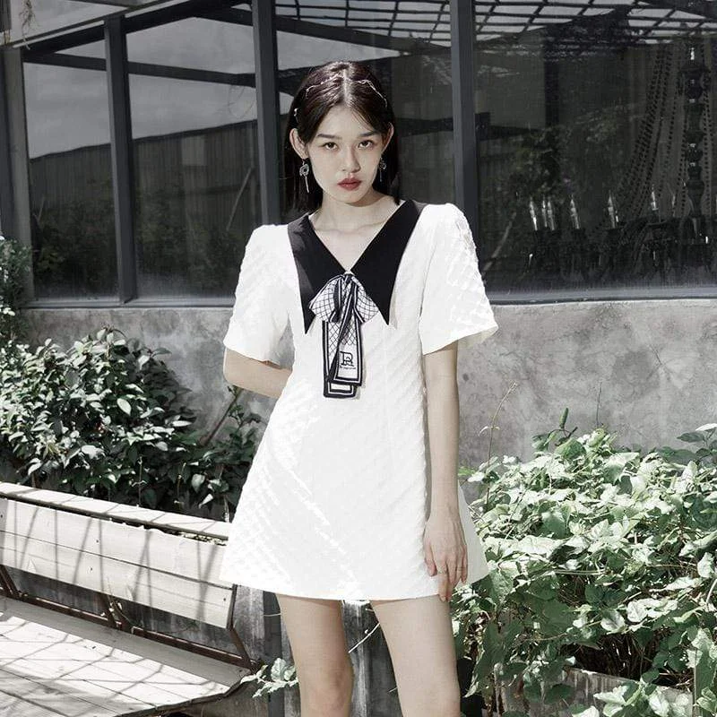 Women's Casual Wear Clothes Women's Lolita Doll Dress with Bow Scarf