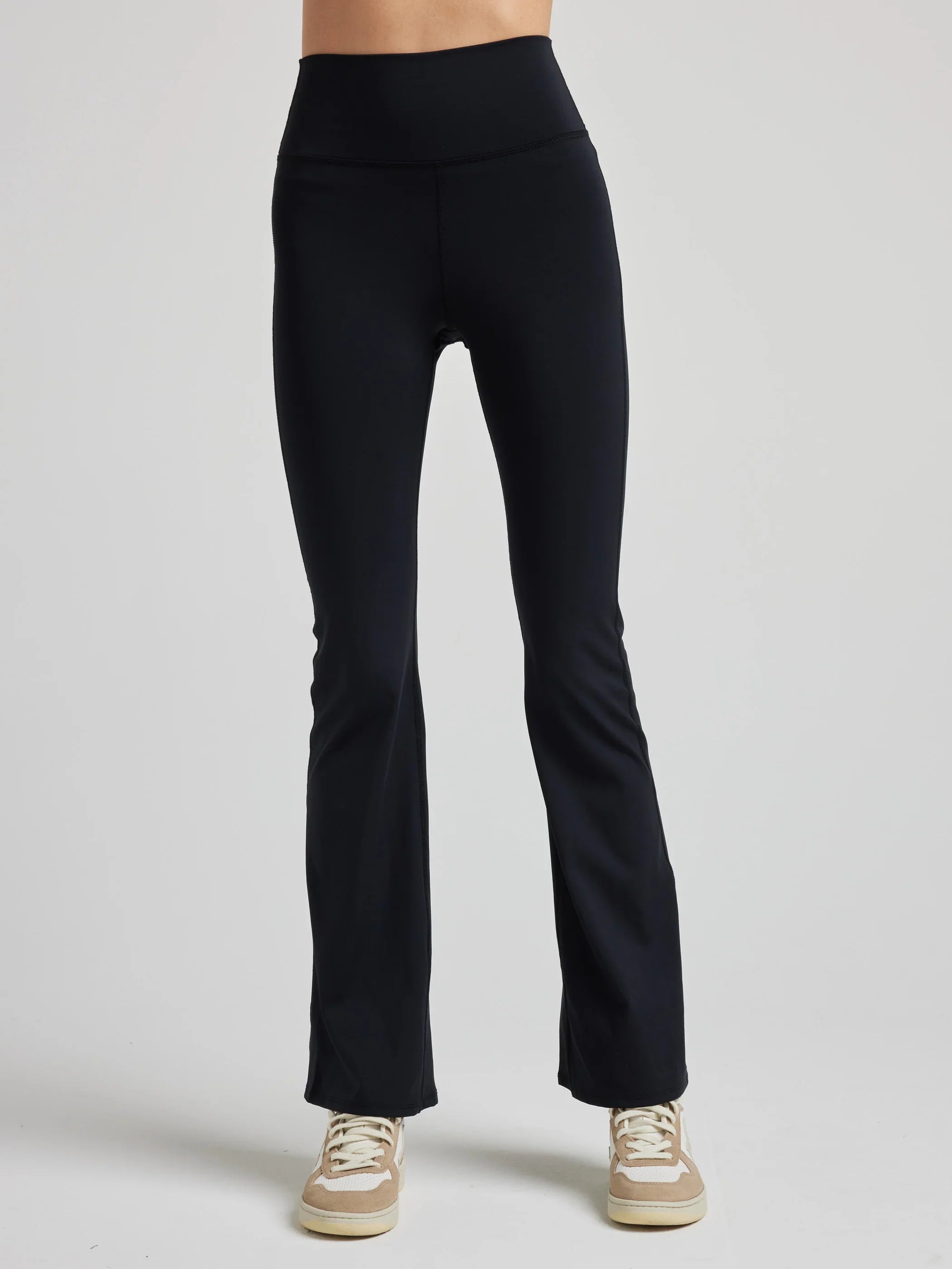 Chic Trends Unveiled Essential Flare Legging - Black